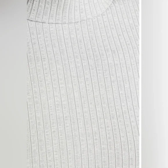 Helmut lang top NWT XS - Picture 8 of 15